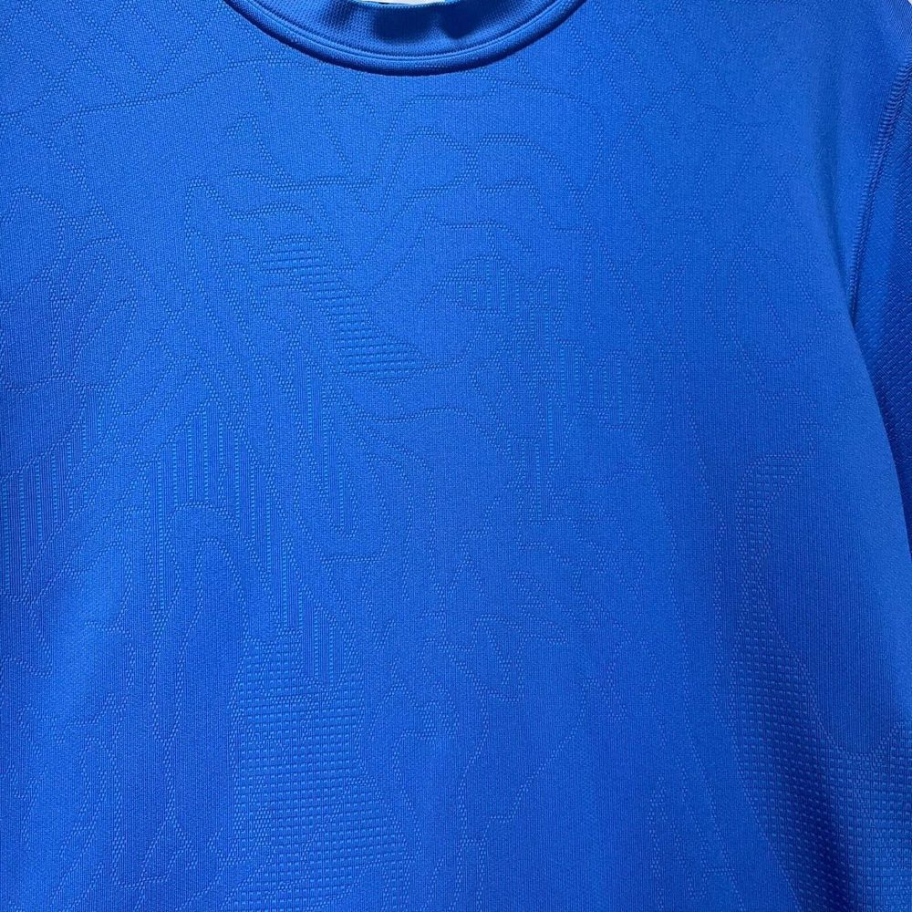 Nike Fit Dri Adult T-Shirt Size L Royal Blue Athletic Workout Athlesure Pullover - Picture 3 of 8